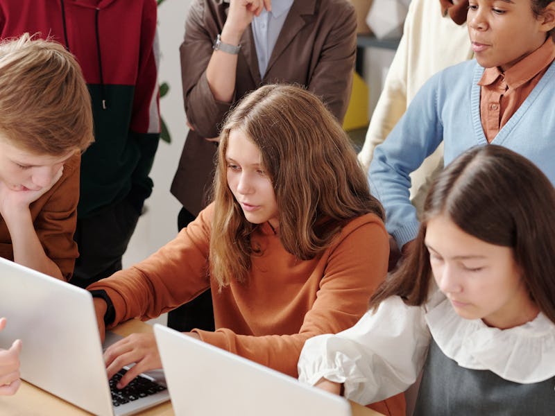 pexels-photo-5212697